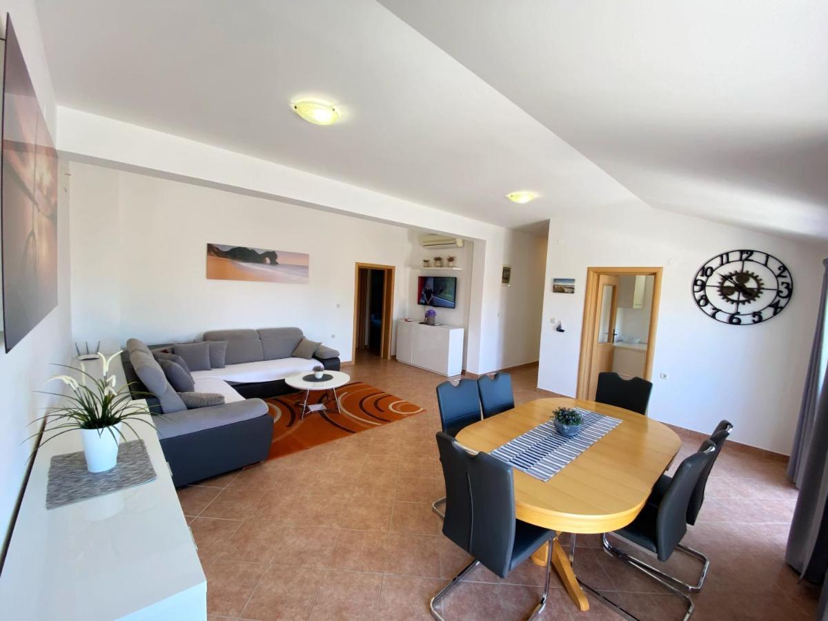 Apartments Saric บีโอกราดนาโมรู ภายนอก รูปภาพ