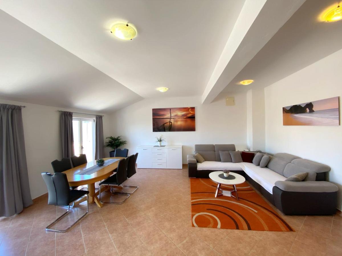 Apartments Saric บีโอกราดนาโมรู ภายนอก รูปภาพ