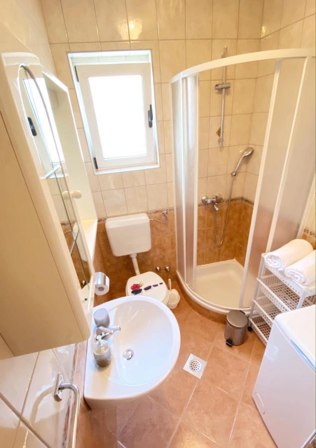 Apartments Saric บีโอกราดนาโมรู ภายนอก รูปภาพ